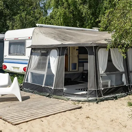Molo Surf By Q4camp Ястарня