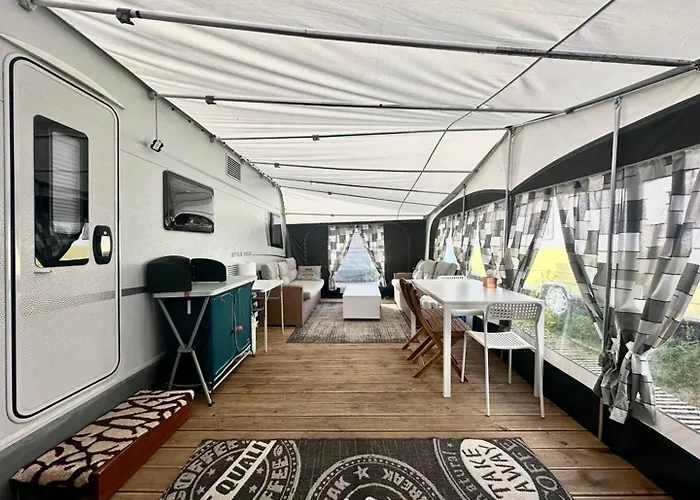 Molo Surf By Q4camp אתר קמפינג