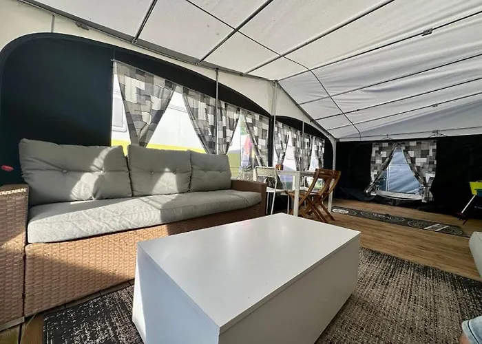 Molo Surf By Q4camp אתר קמפינג *